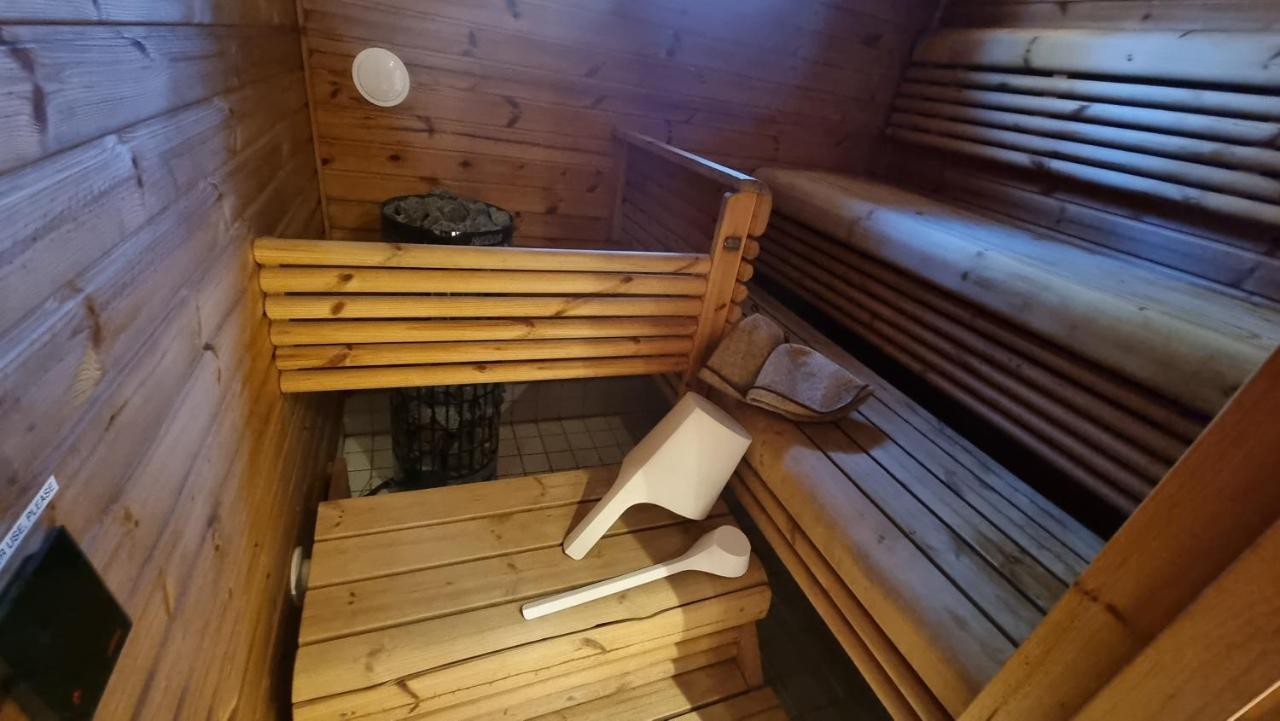 Tilhi Chalet Rovaniemi Exteriör bild